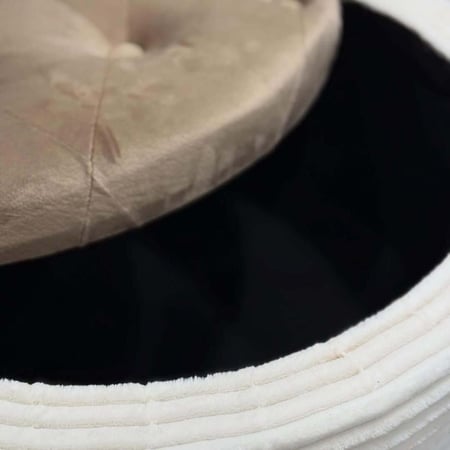 صندوق سجاد وجلسة