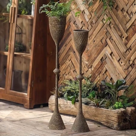 شمعدان حديد