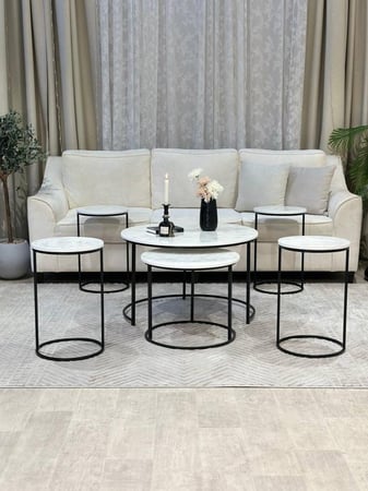 طقم طاولة عصري – 5 قطع بتصميم هندسي أنيق