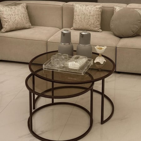 طقم طاولتين شمباني بسطح زجاج بني شفاف أنيق