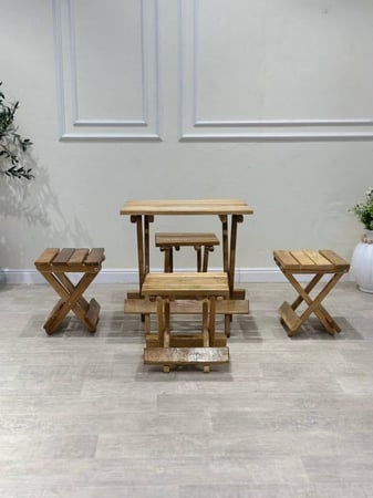 طقم طاولة و4 كراسي خشب تركي قابل للطي – جودة وأناقة تدوم