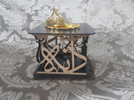 مبخرة خشبيه مربعه بالاسم