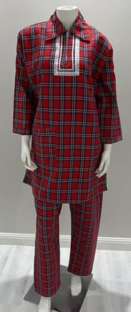 يونيفورم كاروهات