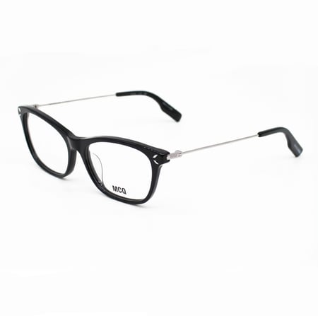 نظارة بإطار أسود لامع وذراعين معدنيين بتصميم خفيف الوزن ومتين