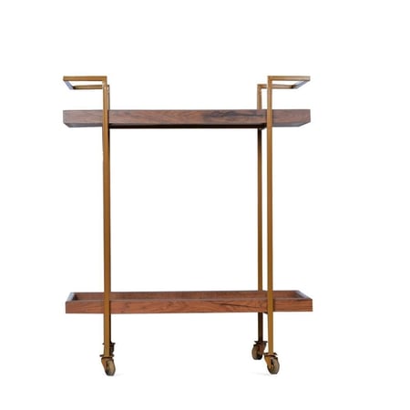 عربية تقديم ذهبي بجوانب