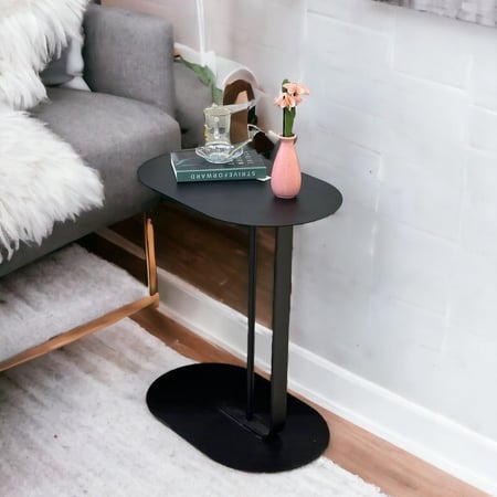 طاولة خدمة حديد باللون الأسود *أوتلت