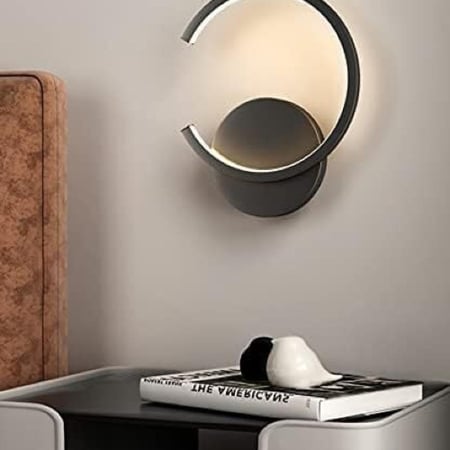 إضاءة جدارية مودرن بثلاثة اللوان اسود و فضي و ذهبي | ثلاثة اضاءات ليد LED