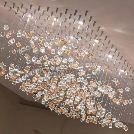 ثريا حجر كريستال متدلية بإضاءة أنيقة