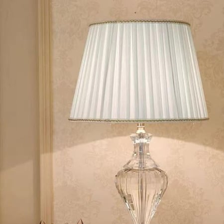 مصباح طاولة طربوش قماش ابيض قاعدة كريستال فاخر لمبة ليد E27