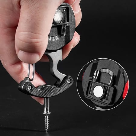 لمبة مدالية مع مفك