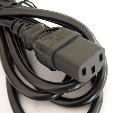 سلك كهربائي مع مقبس - البيت الذكي  - متجر الغريب والعجيب