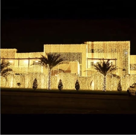 ستارة إضاءة ليد - متجر العجيب و الغريب