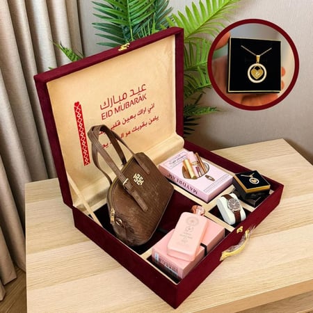 افخم الهدايا النسائية الحديثه بوكس اهداء شنطة مع مجموعة منتجات فاخرة