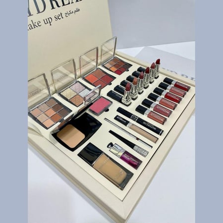 بوكس مكياج متكامل اصلي مصرح