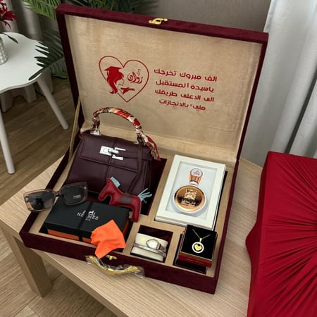 بوكس إهداء نسائي فاخر – هدية أنيقة لكل المناسبات