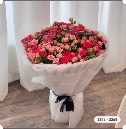٤٠ غصن | 40 SPRAY ROSES