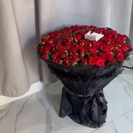 ١٠٠ غصن تغليف قماش | 100 SPRAY ROSES CLOTH