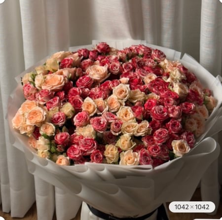 ٤٠ غصن | 40 SPRAY ROSES