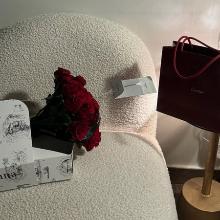 ٣٠و وردة حمراء صندوق | 30 RED ROSE {BOX}