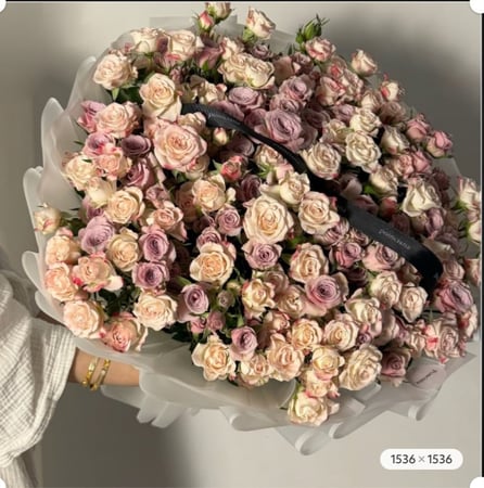 ٤٠ غصن | 40 SPRAY ROSES