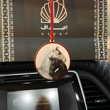 تعليقة سيارة اكريليك