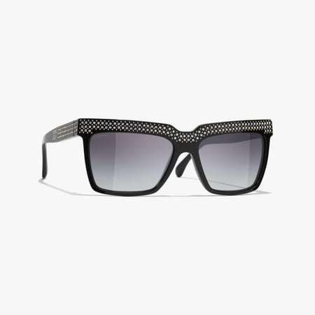 CHANEL SQUARE SUNGLASSES نظارات شانيل شمسية بإطار مربع أسود