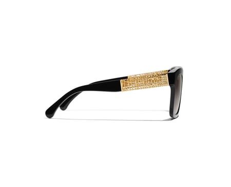 Chanel black gold sunglasses نظارات شانيل شمسية أسود ذهبي بإطار مربع