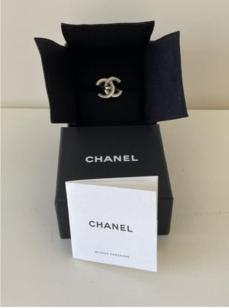 علبة مجوهرات شانيل الأصلية الفاخرة للخاتم