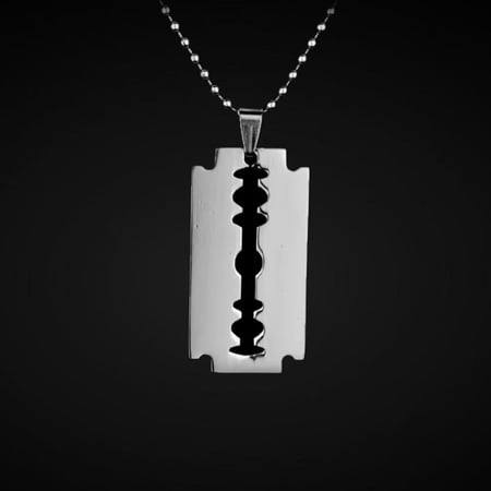 قلادة | Blade