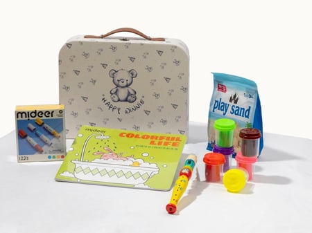 صندوق الفن الملون