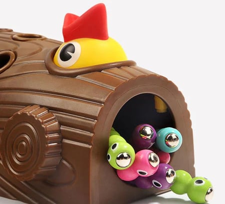 إطعام نقار الخشب