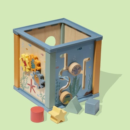 مكعب منتسوري التعليمي