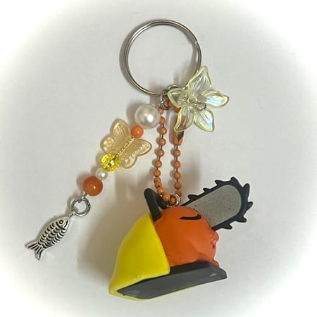 Chainsaw man keychains