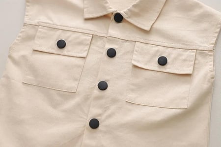 قمصان وسراويل قصيرة بدون أكمام