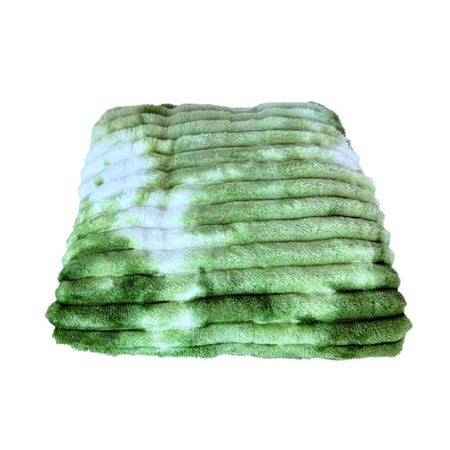 بطانية مخملية دافئة بلون بيج مخطط