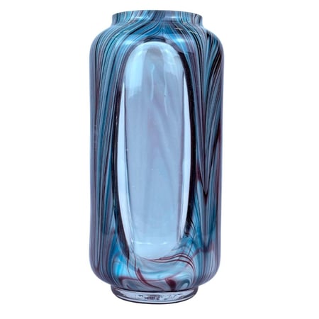 مزهرية زجاجية عصرية بخطوط تركوازية