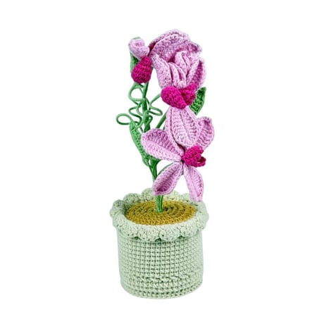 زهرة كروشيه في أصيص يدوي