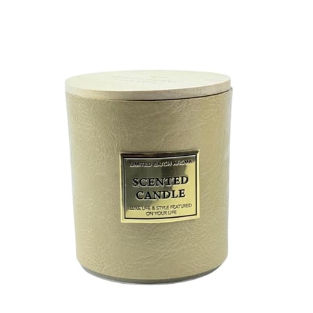 شمعة فاخرة معطرة بغطاء خشبي