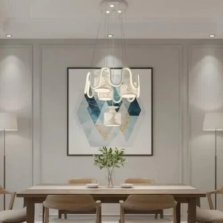 ثريا كلاسيكية فخمة بنقوش دقيقة