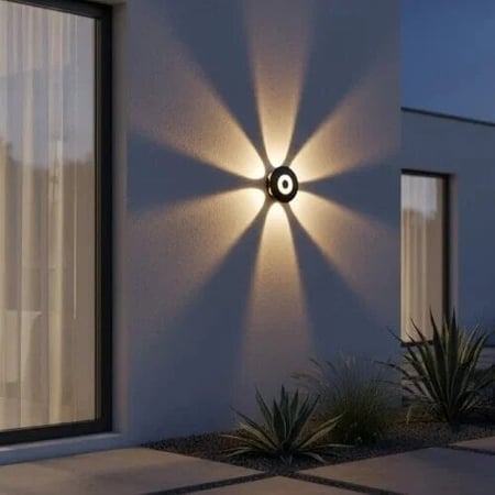 اضاءات خارجية للفلل بتوزيع ضوئي مميز