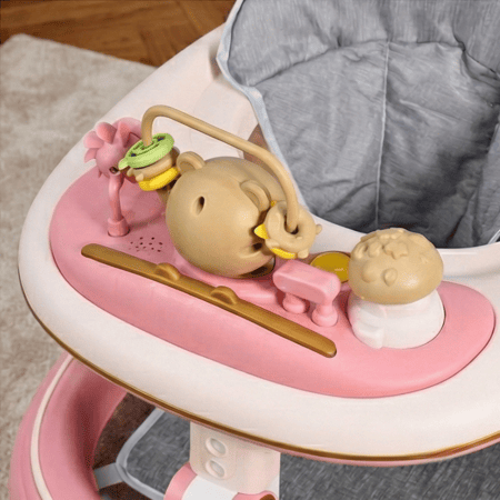 عربة أطفال عصرية بتصميم آمن وردي