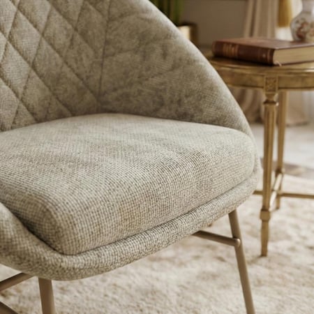 كرسي مفرد مودرن قماشي بقاعدة معدنية بيج