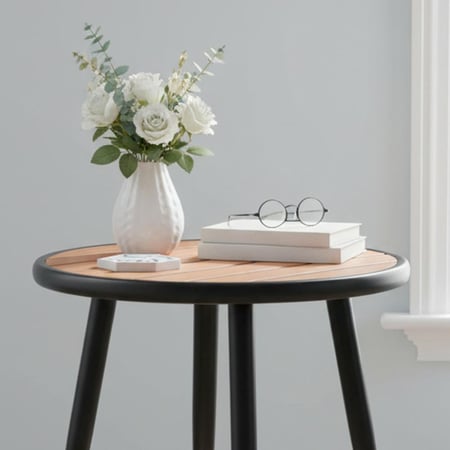 طاولة مفردة دائرية بأرجل معدنية 75×67 سم