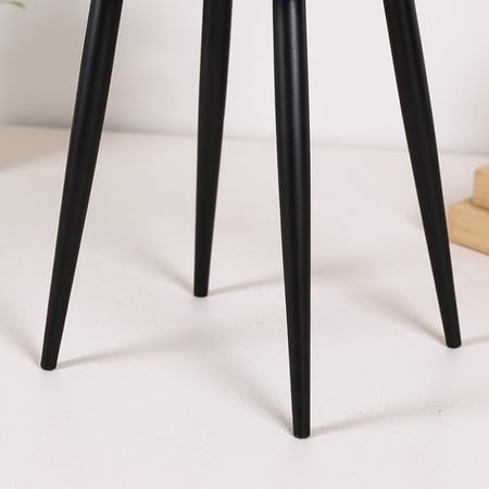 طاولة مفردة دائرية بأرجل معدنية أسود