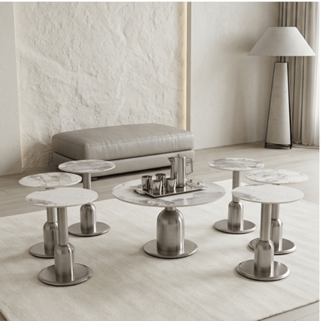 طقم طاولات ضيافة دائرية بسطح سيراميك وقاعدة فضية 7 قطع تصميم مودرن فاخر