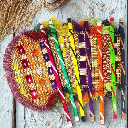 مروحة يدوية مزينة  -  Decorated Handfan
