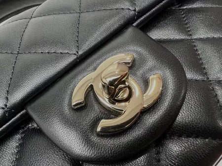 شانيل 23P مقاس  20 سم