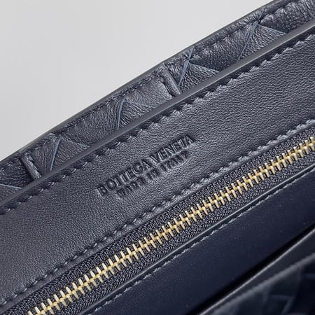 بوتيقا Andiamo  ﻿مقاس 25 سم.