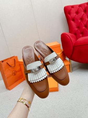 Hermés Oz mule