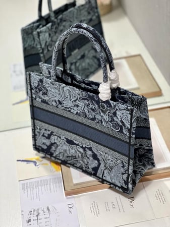 Medium Dior Book Tote
